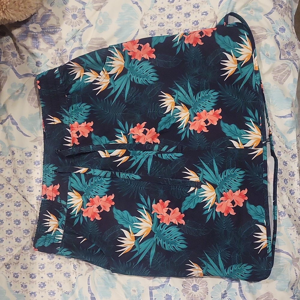 Size XS floral print Duluth skirt